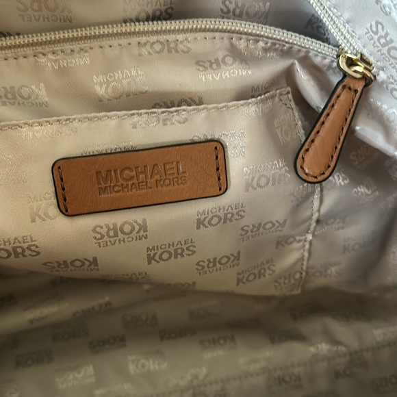 New Michael Kors Large unisex Logo Weekender Duffle Bag - Picture 5 of 12